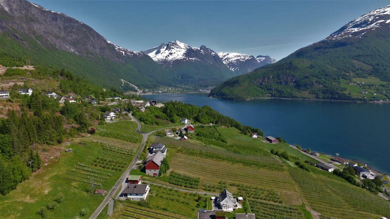 Rake Appartement Loen Buitenkant foto
