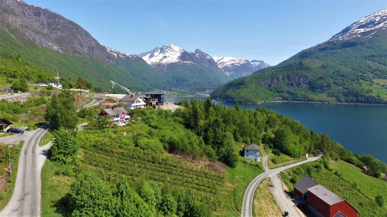 Rake Appartement Loen Buitenkant foto
